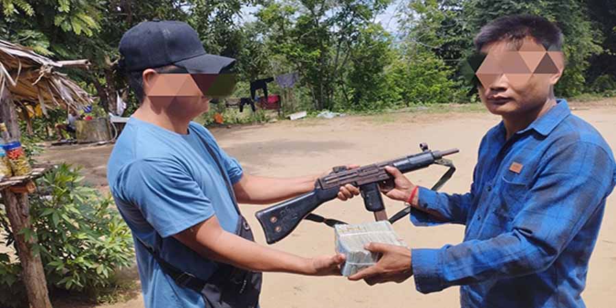 မြိုင်မြို့နယ်တွင် ရဲတပ်သား ၂ ဦး လက်နက်ခဲယမ်းနှင့်အတူ ပြည်သူ့ရင်ခွင်ခိုလှုံ