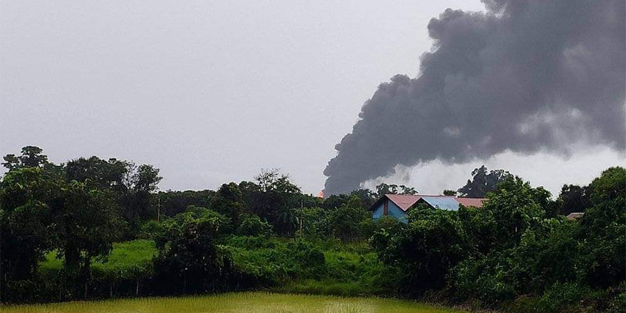 အင်းတော်နှင့်ရွှေဘိုတွင် စစ်ကောင်စီတပ်များ တိုက်ခိုက်ခံရ၊ မော်လိုက်ခရိုင် အုပ်ချုပ်ရေးမှူးများ နုတ်ထွက်ရန် သတိပေး