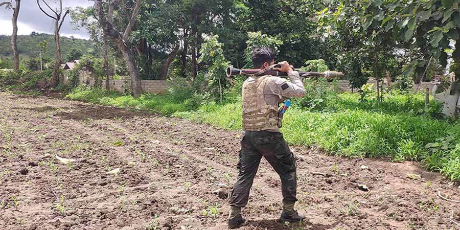 ဖယ်ခုံမြို့တွင် စစ်ကောင်စီတပ်စခန်းများ တိုက်ခိုက်ခံရပြီး ၁၁ ဦးသေဆုံး