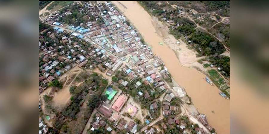 ဖားကန့်မြို့နယ် ဆယ်ဇင်းရွာတွင် တိုက်ပွဲပြင်းထန်၊ စစ်ကောင်စီက လေယာဉ်ဖြင့် ဗုံးကြဲ