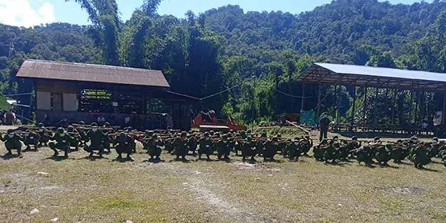 တော်လှန်းရေးတွင်ပါဝင်သူများအား ဖမ်းဆီးနိုင်ရန် ခေါင်လန်ဖူးပြည်သူ့စစ်က မိဘများကို ခြိမ်းခြောက်
