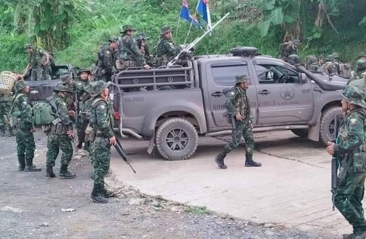 ဘားအံမြို့နယ်၌ BGFတပ်က တပ်စခန်းတိုးချဲ့တည်ဆောက်ရန် သစ်လုံးများ အဓမ္မတောင်းယူ