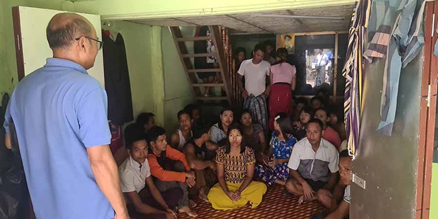 အလုပ်သမားရာချီအား ထိုင်းသို့ ပို့ပေးမည်ဆိုပြီး မြဝတီသို့လိမ်လည်ခေါ်လာသည့် ပွဲစား ၅ ဦး ဖမ်းဆီးခံရ
