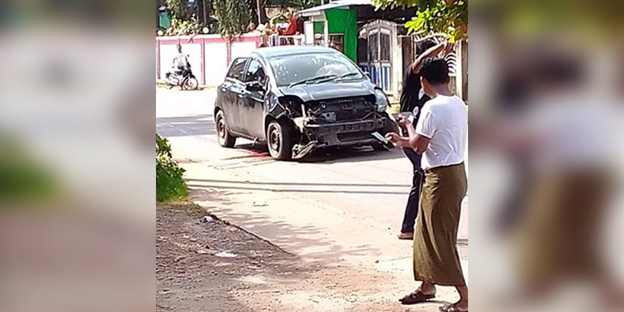 မုဒုံမြို့ ၌ စရဖတပ်ဖွဲ့ဝင်များ စီးနင်းလာသည့်ကား ဖောက်ခွဲတိုက်ခိုက်ခံရ