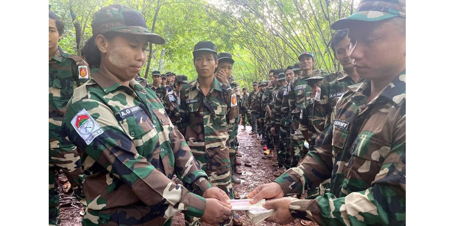 ကျဆုံးရဲဘော်များ၏ မိသားစုဝင်များနှင့် ရဲဘော်များကို ကလေး PDF ထောက်ပံ့