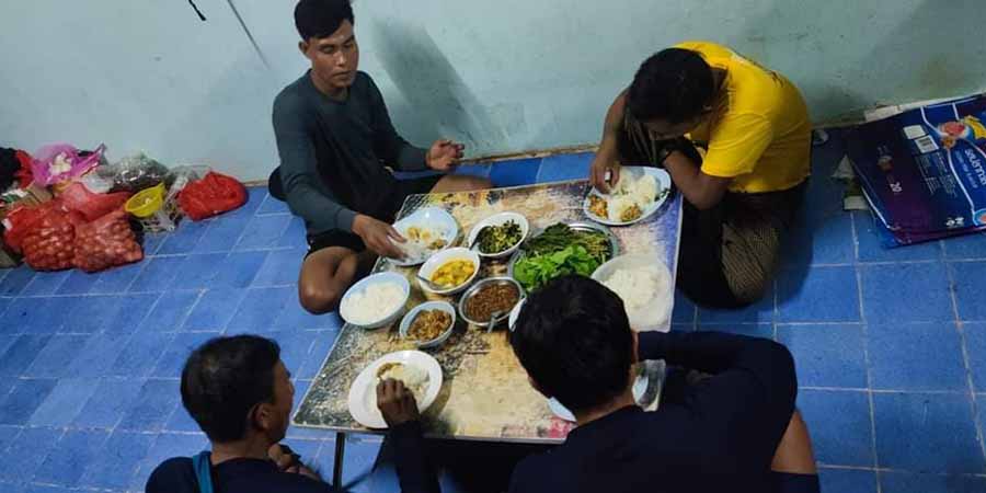 စစ်ကောင်စီတပ်ဖွဲ့ဝင် ၄ ဦး KNLA ထံ လာရောက်ပူးပေါင်း