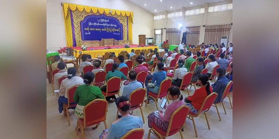 မုံရွာတွင် ဆို၊ က၊ ရေး၊ တီးပြိုင်ပွဲ ကြော်ငြာဆိုင်းဘုတ်ကို မြို့ပြပြောက်ကျားတပ်ဖွဲ့က မီးရှို့ဖျက်ဆီး