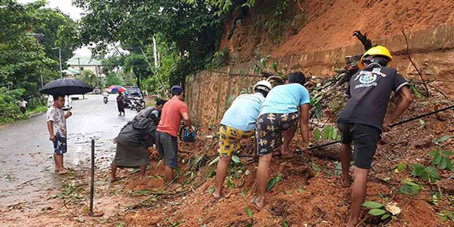 ရေးမြို့ စကားတောင်‌စေတီ တောင်ကြားလမ်းတွင် မြေပြို