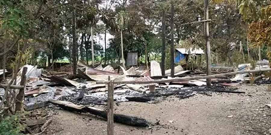 ကလေးနယ်မြို့နယ်တောင်ပိုင်း၌ တိုက်ပွဲဖြစ်၊ စစ်ကောင်စီတပ်က ချောင်းခွရွာကို မီးရှို့
