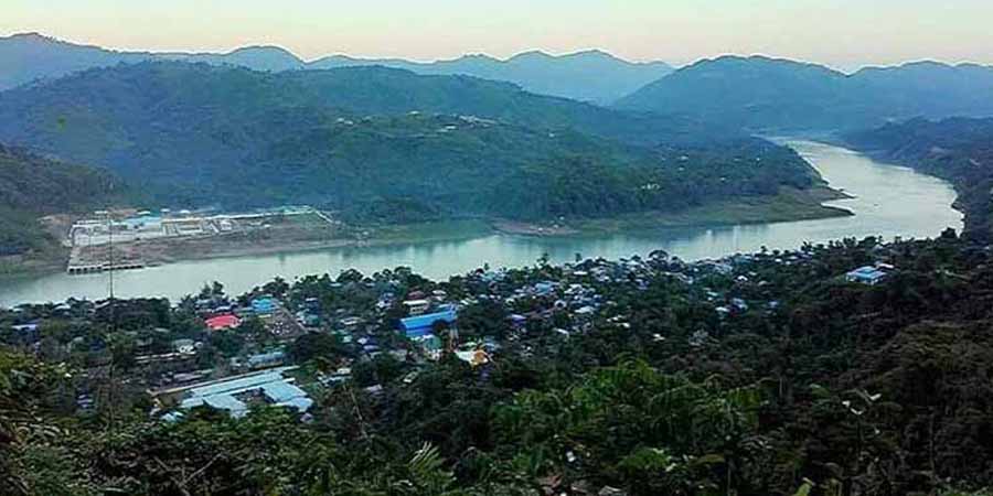 ပလက်ဝတွင် စစ်ကောင်စီက ရေနှင့်ကုန်းကြောင်းပိတ်ထားသဖြင့် ဆန်နှင့် စက်သုံးဆီပြတ်တောက်