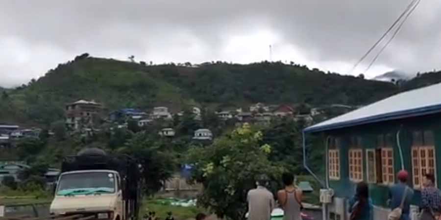 ရိဒ်-ကလေးပြေးဆွဲနေသည့် ယာဥ်များအားလုံးရပ်နားထားရန် CDF(ဟွာလ်းငိုး) အသိပေး ကြေညာ