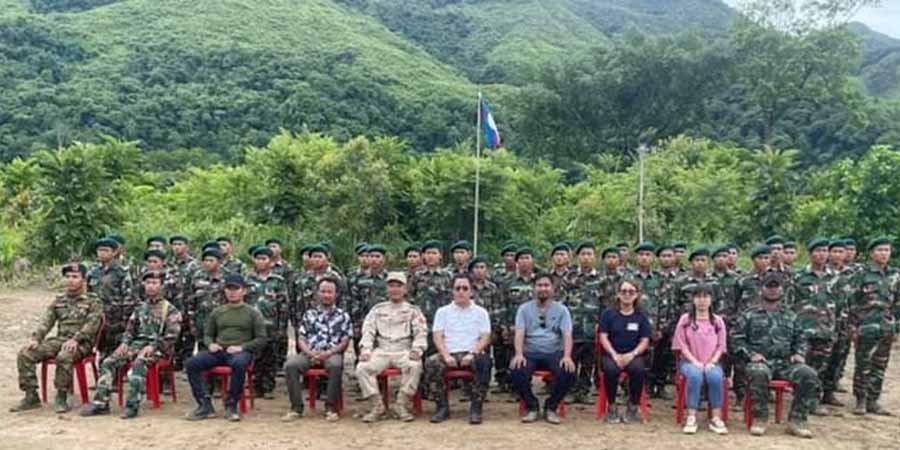 ချင်းအမျိုးသားကာကွယ်ရေးတပ်ဖွဲ့ အထူးကွန်မန်ဒိုသင်တန်းဆင်း (ဓာတ်ပုံ)