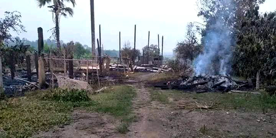 စစ်တပ်က ချင်ပြစ်ရွာနှင့် လေးအိမ်စုကျေးရွာရှိ နေအိမ်များကို မီးရှို့