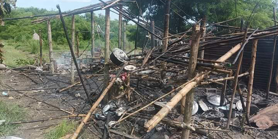 ကလေးမြို့နယ် ဒေသပြောက်ကျားတပ်ဖွဲ့စခန်း ၁ ခု စီးနင်းမီးရှို့ခံရ၊ တောင်သူ ၂ ဦးကို စစ်တပ်က သတ်ဖြတ်