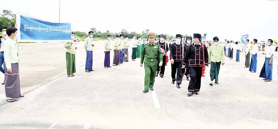 တိုင်းရင်းသားလက်နက်ကိုင် ၃ ဖွဲ့ စစ်ခေါင်းဆောင်နှင့် ထပ်တွေ့ရန် နေပြည်တော်ရောက်