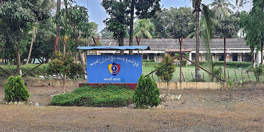 မောင်တော အမှတ် ၂ နယ်ခြားစောင့်စခန်းမှ အရာရှိအပါအဝင် တပ်သား ၂၀ ကျော် ပြောင်းရွှေ့ခံရ