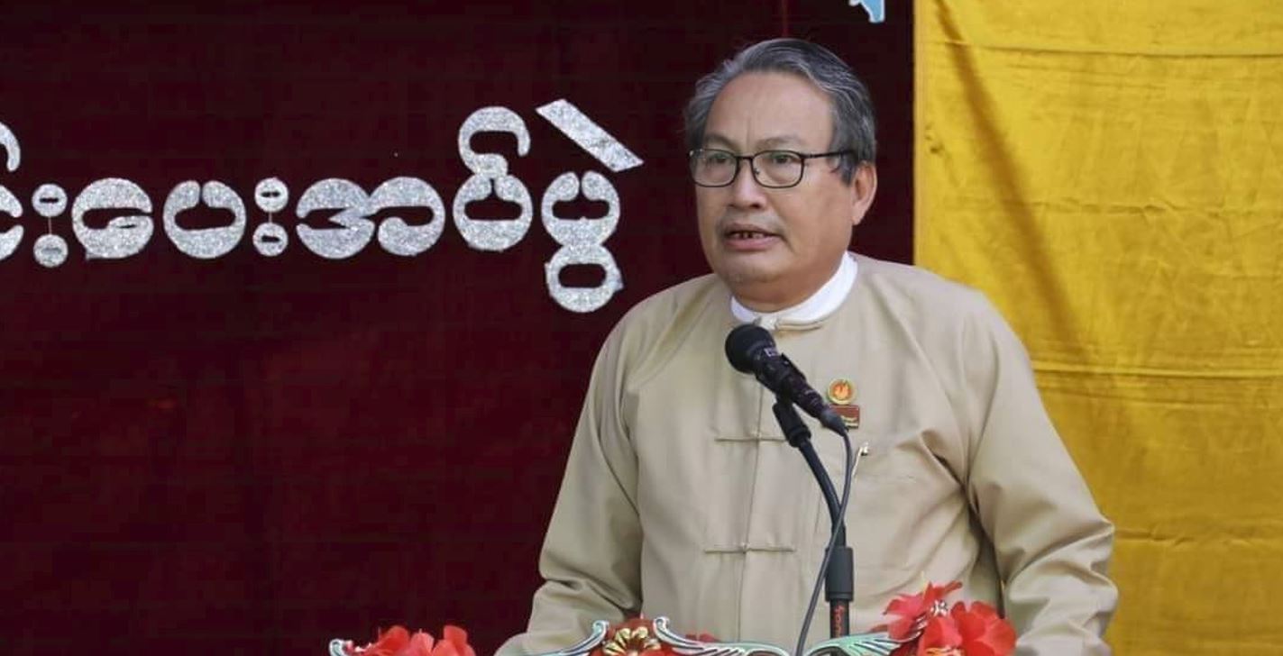 မွန်ဝန်ကြီးချုပ်ကို စစ်ကောင်စီက တရားပြန်စွဲပြီး ရုံးထုတ်