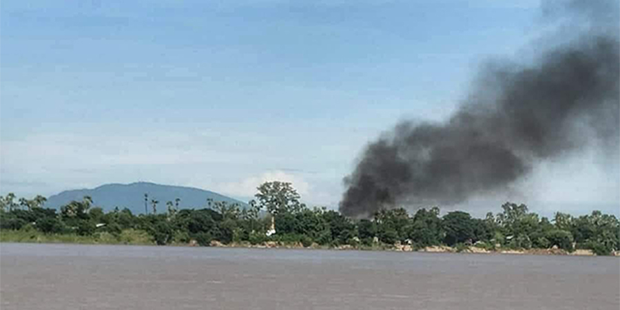 ရေစကြိုမြို့နယ်က ကျေးရွာနှစ်ရွာကို စစ်ကောင်စီတပ်က မီးရှို့ဖျက်ဆီးပြီး အမျိုးသား တဦး ဖမ်းဆီးသတ်ဖြတ်ခံရ