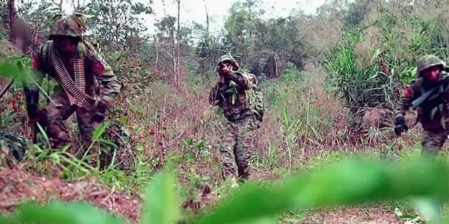 မောင်တောရှိ မီးတိုက်ကျေးရွာ နယ်ခြားစောင့်စခန်းကို အေအေ ဝင်တိုက်