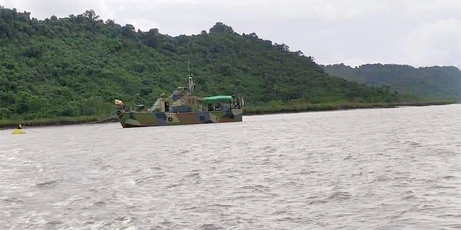 တောင်ကုတ်တွင် စစ်ကောင်စီ ရေတပ်ဇက်ရေယာဉ် ၁ စီးကို အေအေ တိုက်ခိုက်