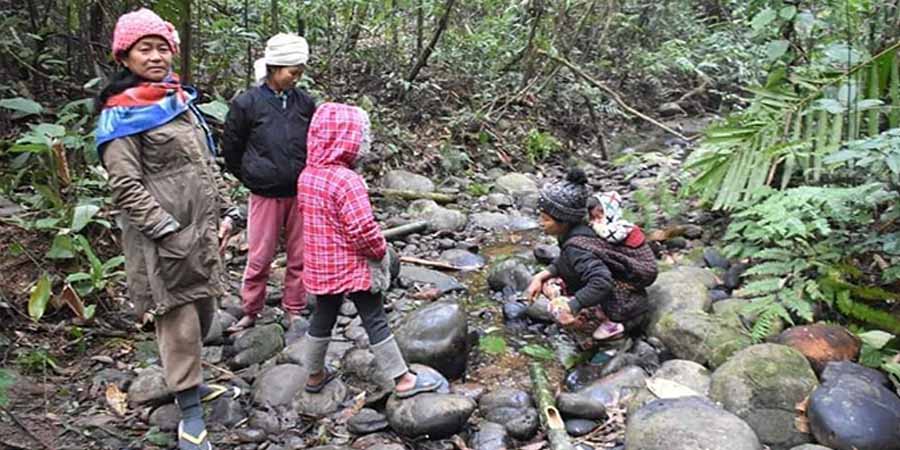 လုံရှာယန်ရွာတွင် ရာသီတုပ်ကွေးနှင့် ဝမ်းလျောဝမ်းပျက်ရောဂါ ဖြစ်နေပြီး ဆေးဝါးအကူလိုအပ်