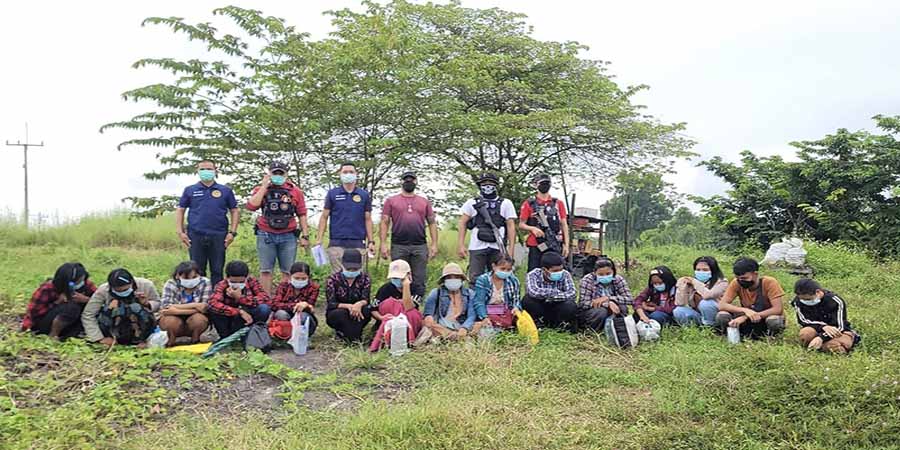 မဲဆောက်တွင် တရားမဝင်မြန်မာ ၁၅ ဦး ဖမ်းဆီးခံရ