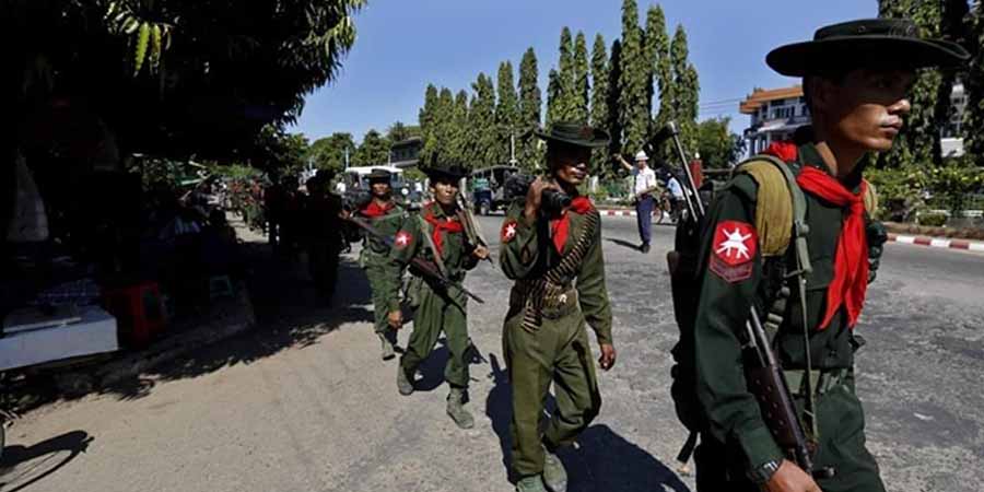 ကျောက်တော်တပ်ရင်းတခုမှ စစ်ကောင်စီတပ်သား ၃၈ ဦး ရက္ခိုင်တပ်တော်ထံ အလင်းဝင်
