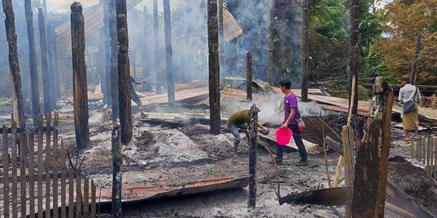 မီးရှို့ဖျက်ဆီးခံရသည့် နေအိမ်များပြန်ဆောက်ရန် YDFထီးလင်းထံမှ သစ်အကူအညီတောင်းနိုင်
