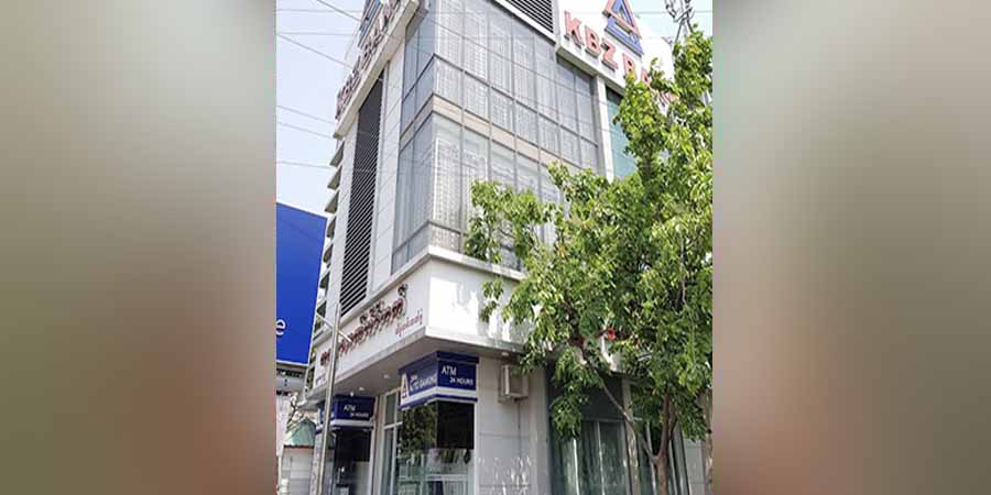 မန္တလေး၊ သိပ္ပံလမ်းရှိ ကမ္ဘောဇဘဏ်ခွဲတွင်  ဗုံးပေါက်ကွဲ