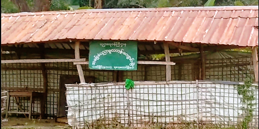 ရခိုင်တွင် စစ်တပ်နှင့် အေအေ တိုက်ပွဲဖြစ်ပွား၊ စစ်တပ်က လက်နက်ကြီးဖြင့်ပစ်သဖြင့် ဒေသခံများ ထွက်ပြေးနေရ