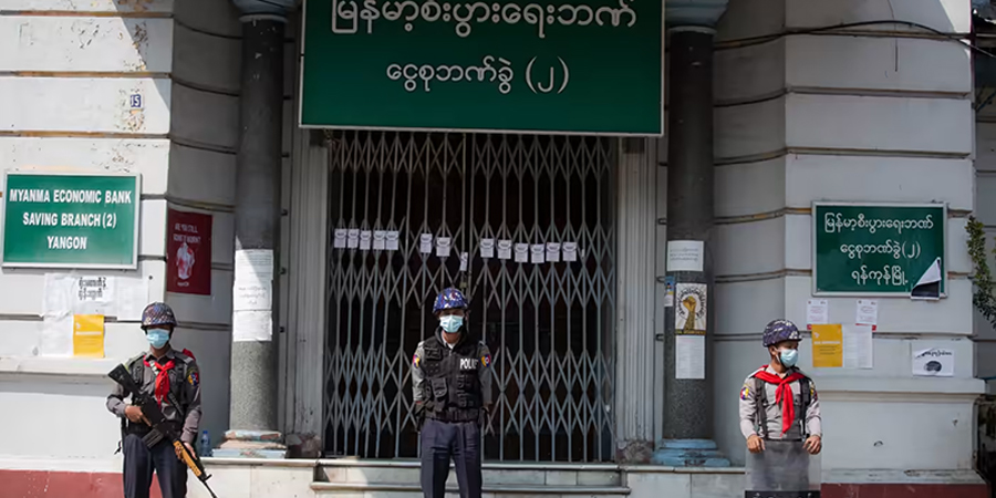 မြန်မာ့စီးပွားရေးဘဏ်တွင် အပ်ထားသူများ တိုးနှုန်းမြင့် ပုဂ္ဂလိကဘဏ်များထံ ရွှေ့ပြောင်းလာကြ