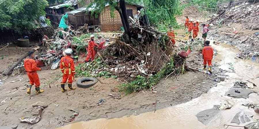 ပခုက္ကူမြို့တွင် မိုးများပြီးချောင်းရေကြီးသဖြင့် မိသားစု ၄ ဦး ရေထဲမျောပါ
