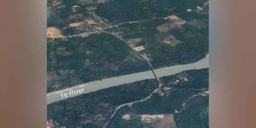 ရေး - မြစ်ကူးတံတားပေါ်က စစ်ကောင်စီ စစ်ဆေးရေးဂိတ် တိုက်ခိုက်ခံရ