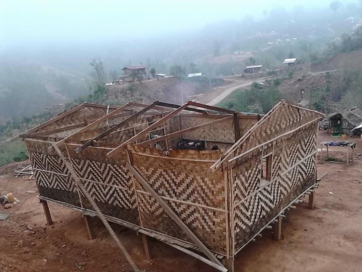 ပင္ေလာင္းတြင္ ေလျပင္းေၾကာင့္ အိမ္ေျခ ၁၀၀ ခန္႔ ပ်က္စီး