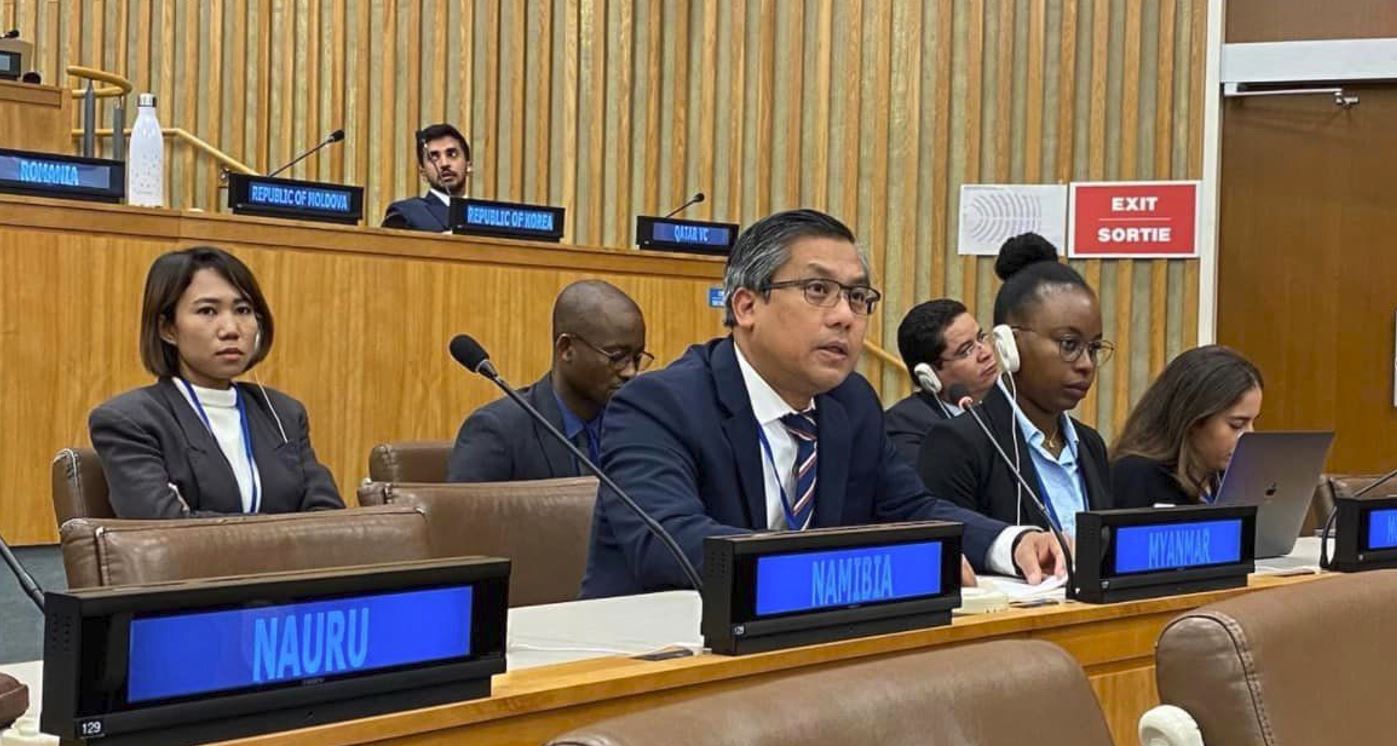 အကြမ်းဖက်စစ်တပ်အပေါ် အရေးယူရန်နှောင့်နှေးနေချိန်တွင် မြန်မာကလေးငယ်များ အသက်နှင့် လွတ်လပ်ခွင့်များ ပေးဆပ်နေရဟု သံအမတ်ကြီးပြော