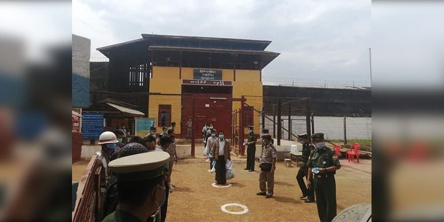 ခန္တီးအကျဉ်းထောင်မှ အကျဉ်းသား ၁၄ ဦး ထွက်ပြေး၊ ၅ ဦး ပြန်ဖမ်းမိပြီး ၁ ဦး သေဆုံး