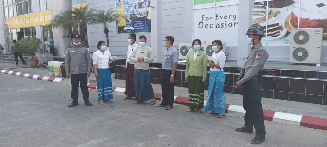 တောင်းရမ်းစားသူနှင့်ကလေးလုပ်သားပပျောက်ရေး လုပ်ဆောင်မှု ဟန်ပြသာဖြစ်ဟု နေပြည်တော် ဒေသခံများ ဝေဖန်