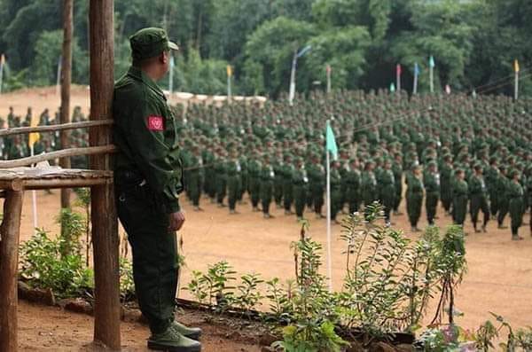အမျိုးသမီးတဦးအား အဓမ္မပြုကျင့်သတ်ခဲ့သည့် အေအေတပ်ဖွဲ့ဝင် ၂ ဦးကို အလုပ်ကြမ်းနှင့် ထောင်ဒဏ် နှစ် ၂၀ ချမှတ်