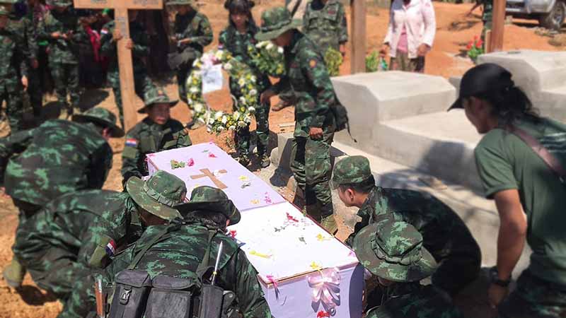 ဖယ်ခုံတိုက်ပွဲအတွင်း ကျဆုံးခဲ့သည့် PDF ရဲဘော် ၂ ဦးကို သင်္ဂြိုဟ်