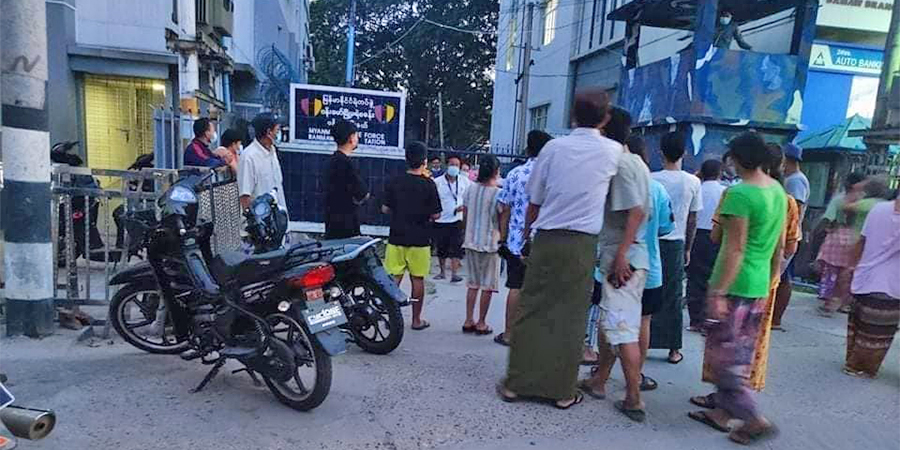 ဗန်းမော်လေတပ်စခန်း ပစ်ခတ်ခံရပြီးနောက် ဒေသခံ ၇ ဦးထက်မနည်း စစ်တပ် ဖမ်းဆီး