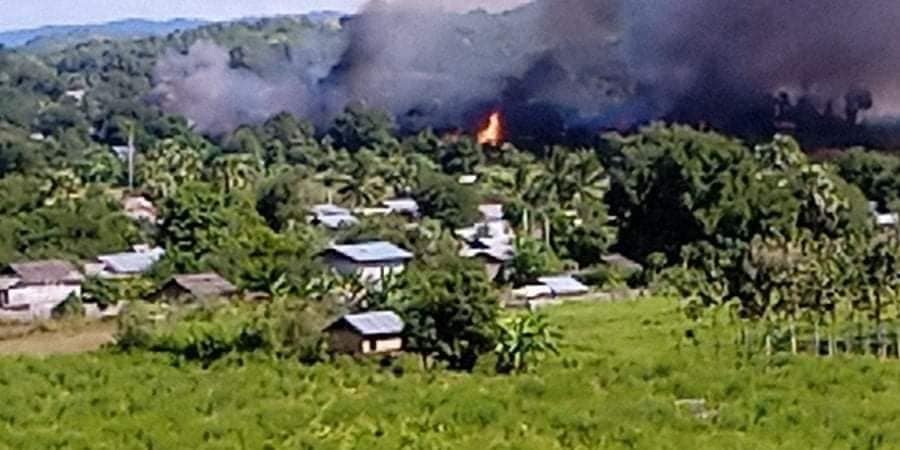 ဆောမြို့နယ် လက်ပန်းကျေးရွာကို စစ်တပ်က မီးရှို့၊ မြိုင်မြို့နယ်တွင် စစ်ကောင်စီတပ် တိုက်ခိုက်ခံရ