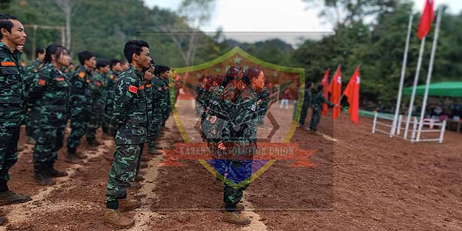 ကရင်နီတော်လှန်ရေးတပ်ပေါင်းစု​ အထူးမွမ်းမံသင်တန်းဆင်းပွဲ  (ဓာတ်ပုံ)