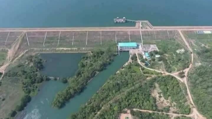 သဖန်းဆိပ်ဆည်အနီးကျေးရွာများကို စစ်တပ်က လက်နက်ကြီးဖြင့်ပစ်ခတ်သဖြင့် ပြည်သူ ၇၀၀၀ ခန့် ထွက်ပြေး