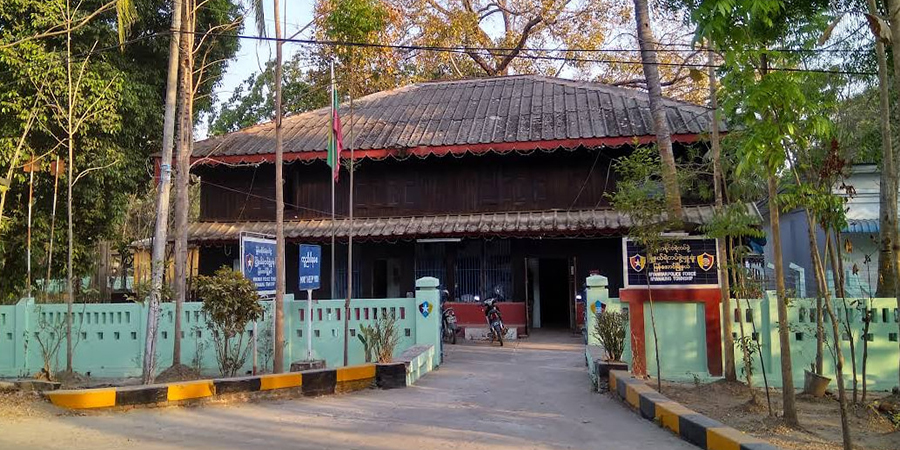 ကနောင်မြို့ နယ်မြေရဲစခန်း လက်ပစ်ဗုံးဖြင့် ပစ်ခတ်ခံရ