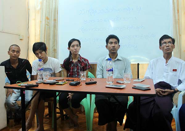 လယ္သမားမ်ားႏွင့္ ကုိေကာင္းထက္ေက်ာ္ကုိ လႊတ္ေပးရန္ ဗကသ ေတာင္းဆုိ
