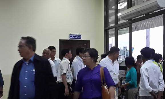 တႏုိင္ငံလုံး အပစ္ရပ္ေဆြးေႏြးမည့္ ႏွစ္ဖက္ေခါင္းေဆာင္မ်ား ရန္ကုန္ေရာက္