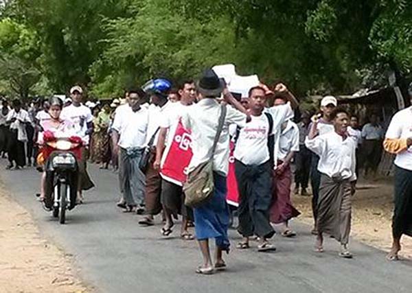 လယ္ယာေျမျပႆနာ ေျဖရွင္းေပးရန္ နတ္ေမာက္ လယ္သမားမ်ား ဆႏၵျပ