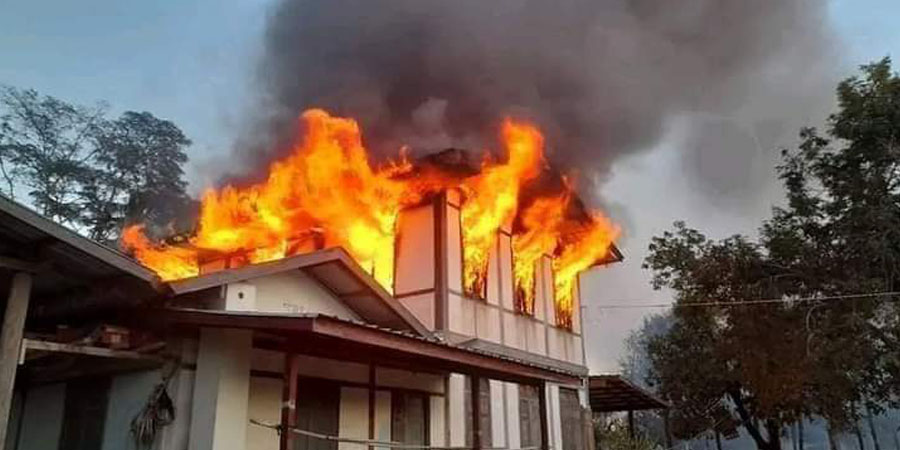 စစ်ကိုင်းတိုင်းရှိ ကျေးရွာများကို စစ်တပ် မီးရှို့ဖျက်ဆီး၊ သက်ကြီးရွယ်အို ၃ ဦး မီးလောင်သေဆုံး
