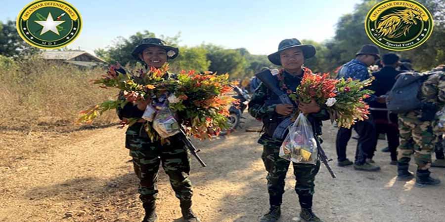 အောင်ပွဲနှင့်ပြန်လာသည့် PDF များကို ပြည်သူထောင်နဲ့ချီ အောင်သပြေများဖြင့်ကြိုဆို (ဓာတ်ပုံ)