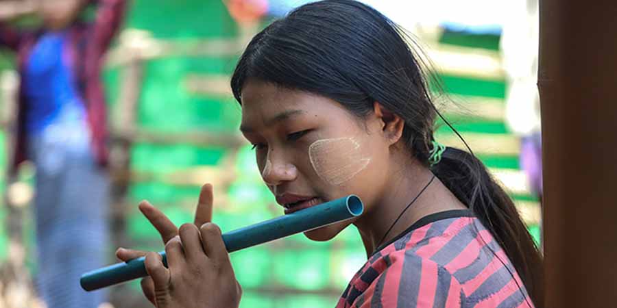 အနာဂတ်ကို ယုံကြည်မပျက်  စစ်ရှောင်အမျိုးသမီး အိပ်မက်